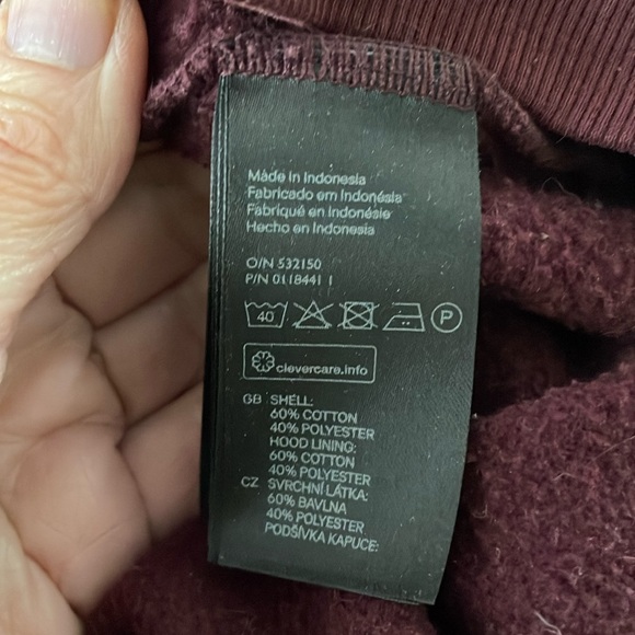 Mean wine color hooded sweat jacket - Picture 4 of 5